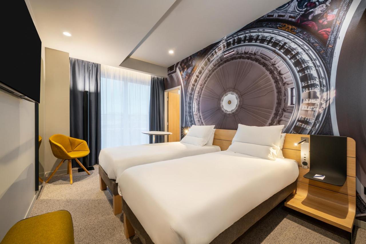 Novotel Paris 20 Belleville ภายนอก รูปภาพ