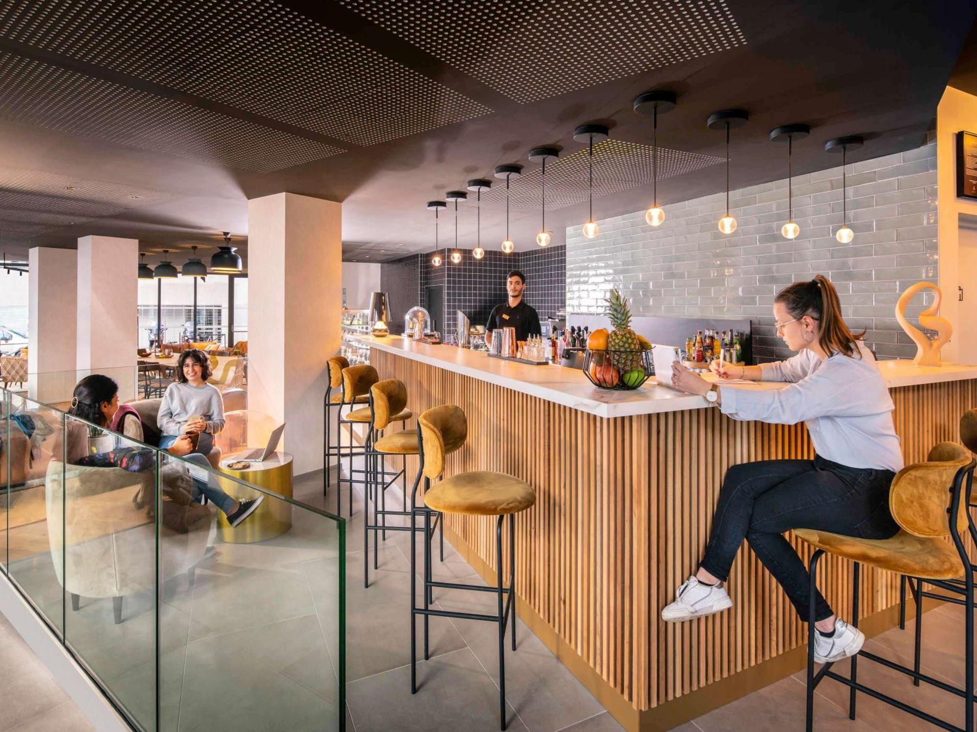 Novotel Paris 20 Belleville ภายนอก รูปภาพ